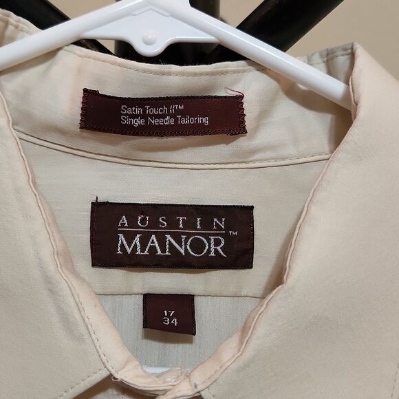 Austin Manor Button Down - Picture 6 of 6